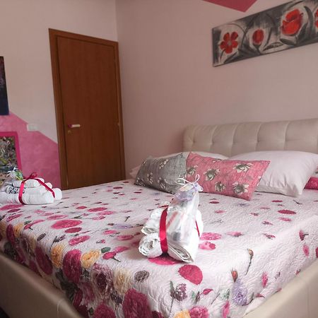 Rainbow Apartment Scordia Luaran gambar