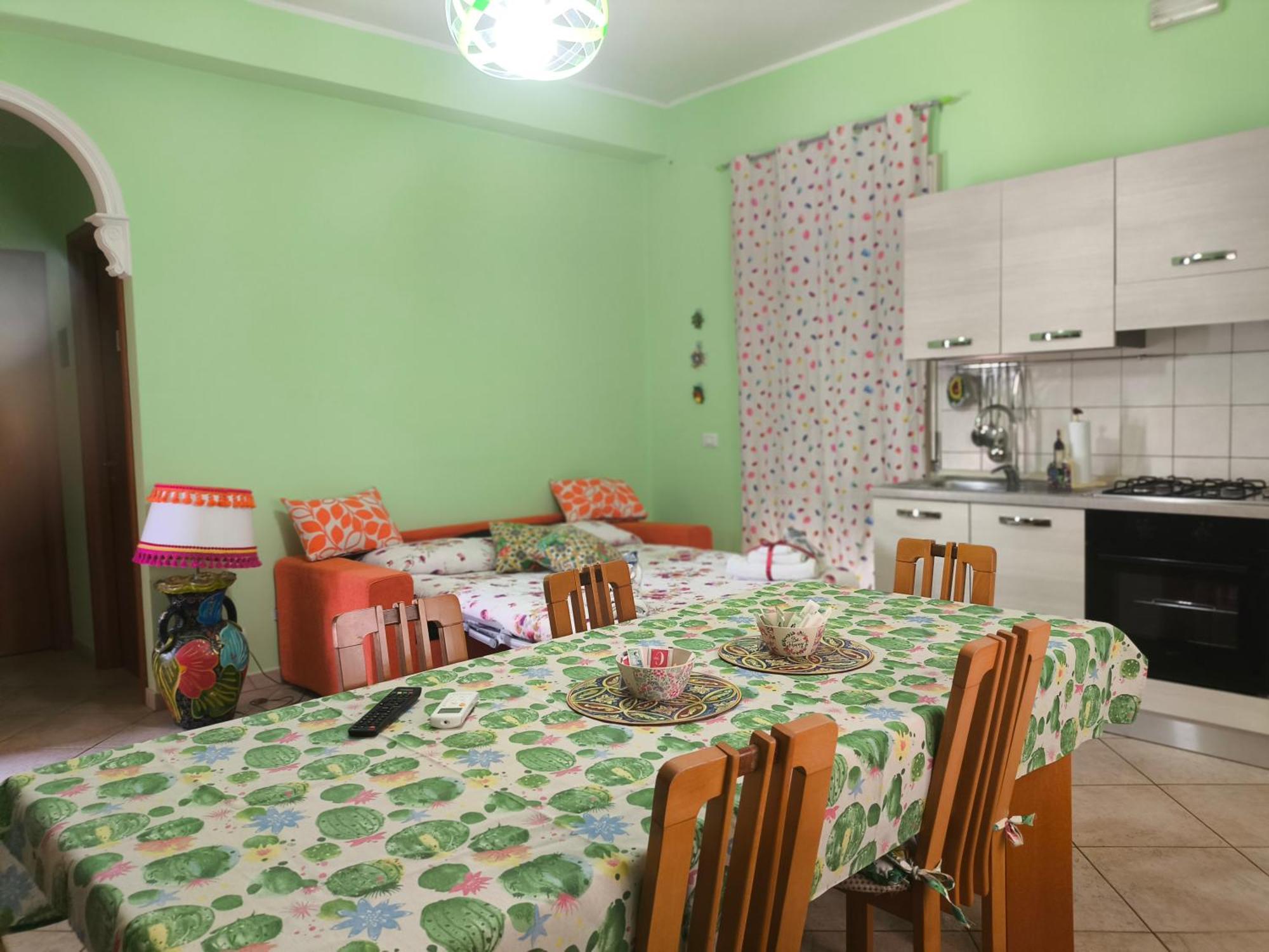 Rainbow Apartment Scordia Luaran gambar